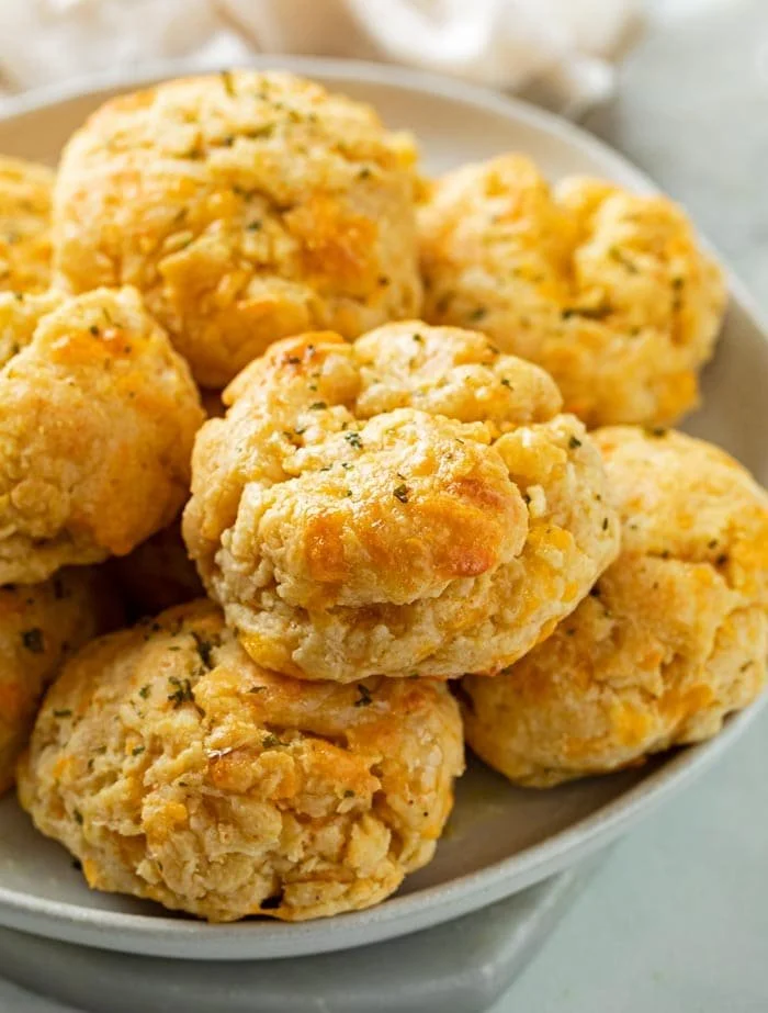 Cheddar Bay Biscuits