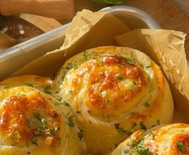Cheese Garlic Rolls
