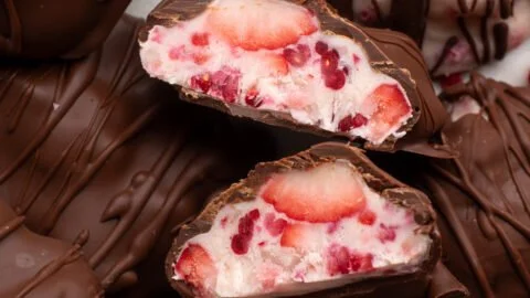Chocolate Strawberry Yogurt Clusters