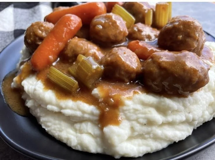 Easy Frozen Meatball Pot Roast (Slow Cooker Dinner Recipe)