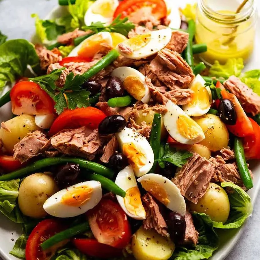 Nicoise Salad (French salad with tuna)
