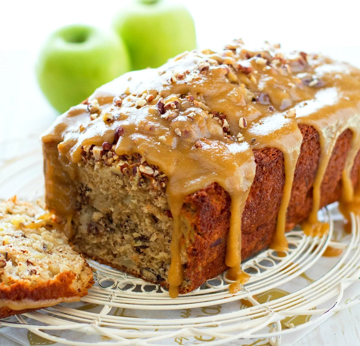 Praline Apple Bread