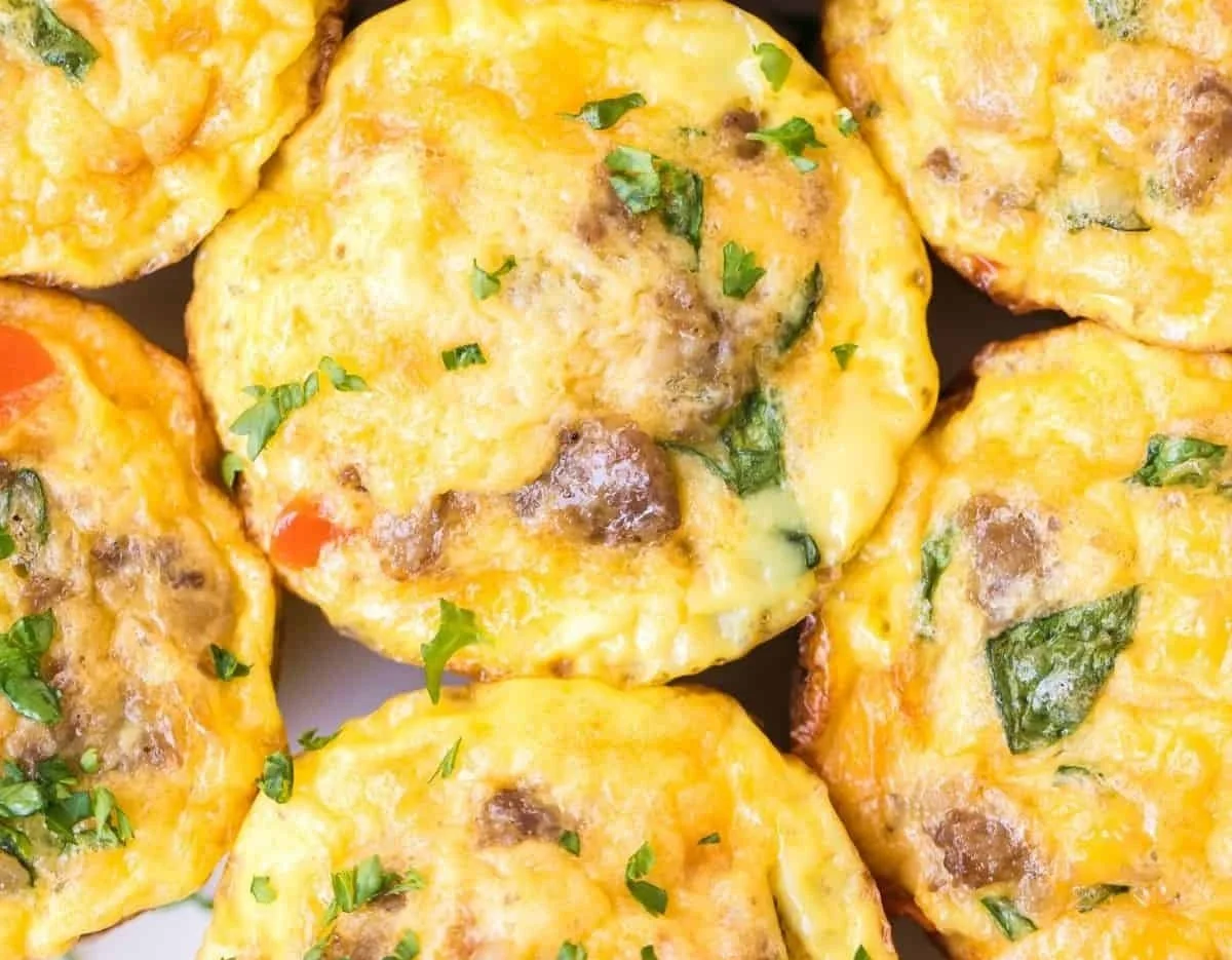 Breakfast Egg Muffins with Sausage