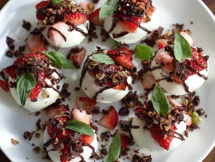 Strawberry Yogurt Bites